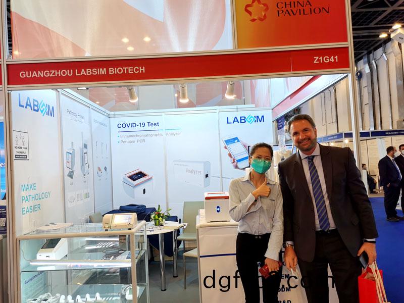 【展(zhan)會(hui)迴(hui)顧】藍勃生物(wu)精(jing)綵亮相2022 MEDLAB Middle East
